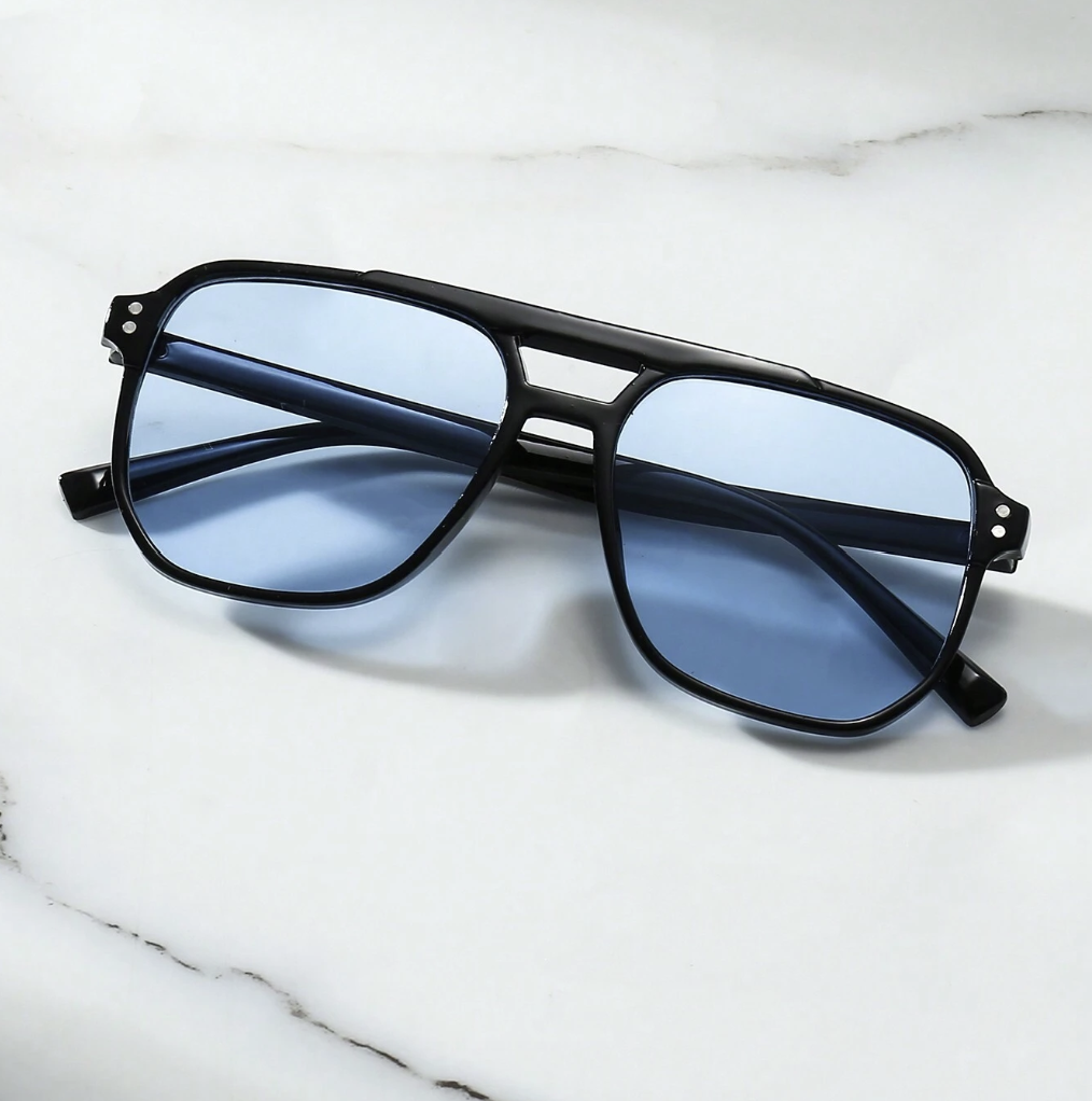 Oversized Black Sunglasses – Blue Lens