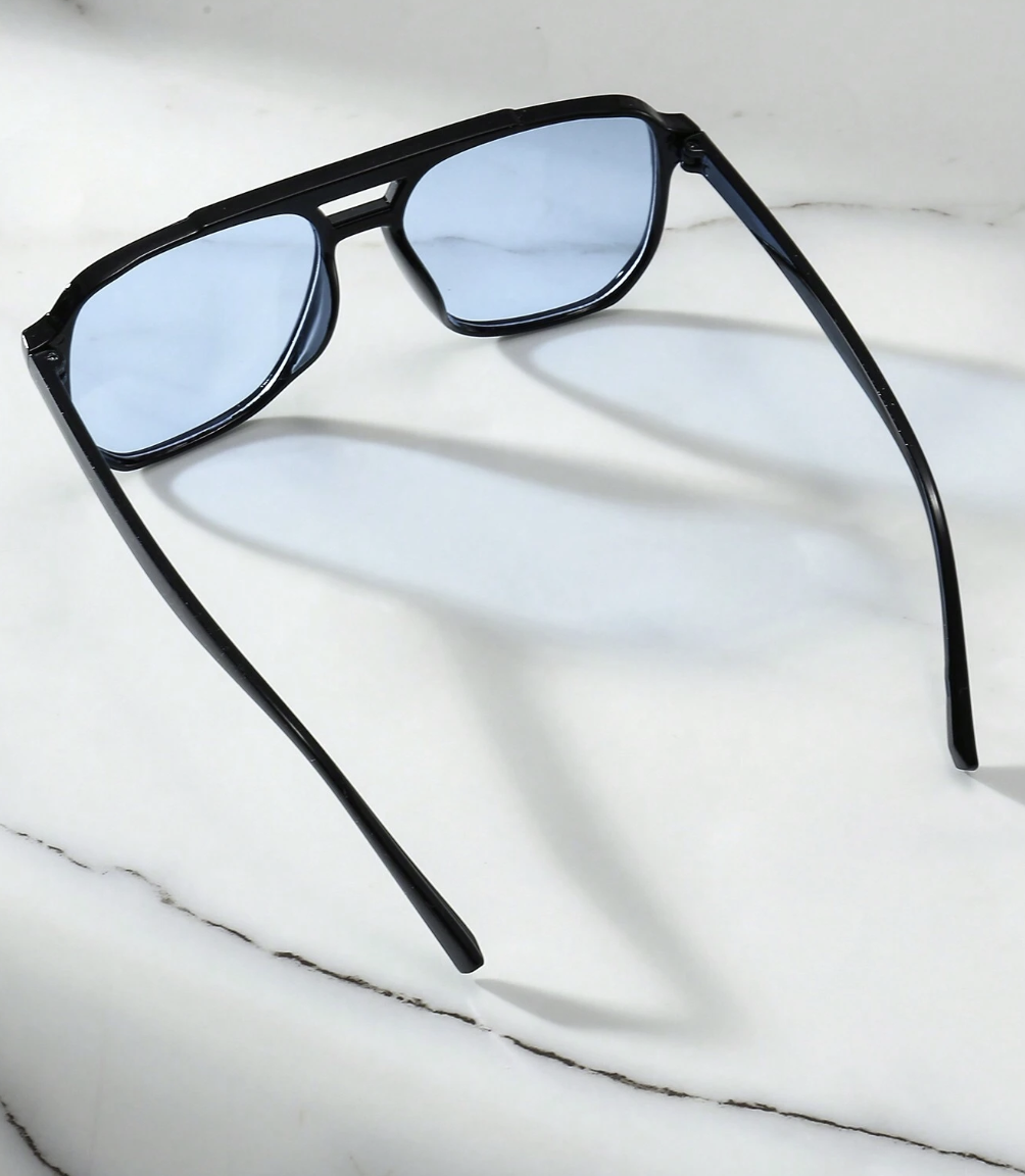 Oversized Black Sunglasses – Blue Lens