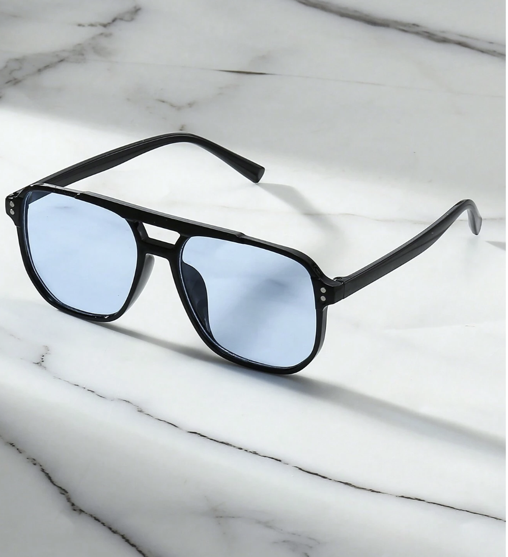 Oversized Black Sunglasses – Blue Lens